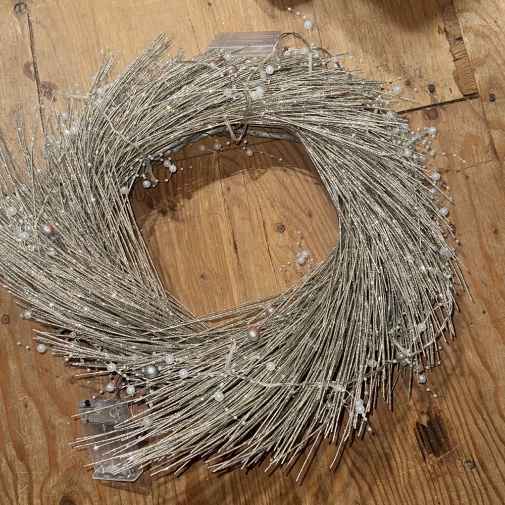 Holiday decor for doors for sale - Picture 3 of 9